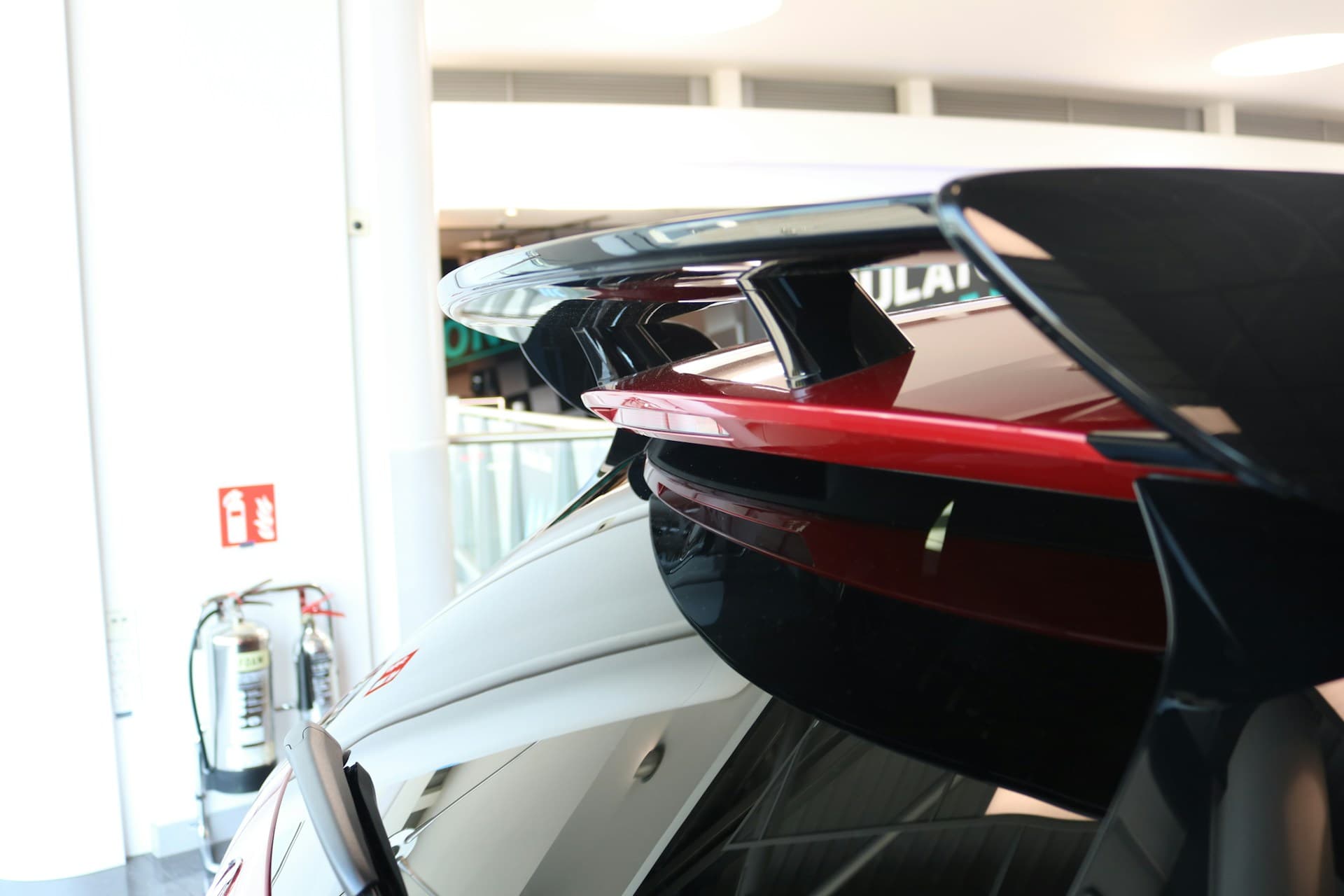 Carbon Fiber Styling Rear Spoiler - ABS Plastic